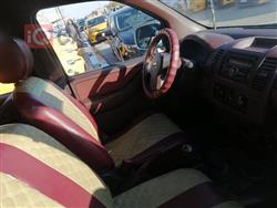 نيسان نافارا